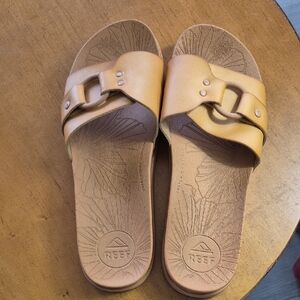 Reef Soho Cruz CushionLight Brown Slide Sandals. Sz